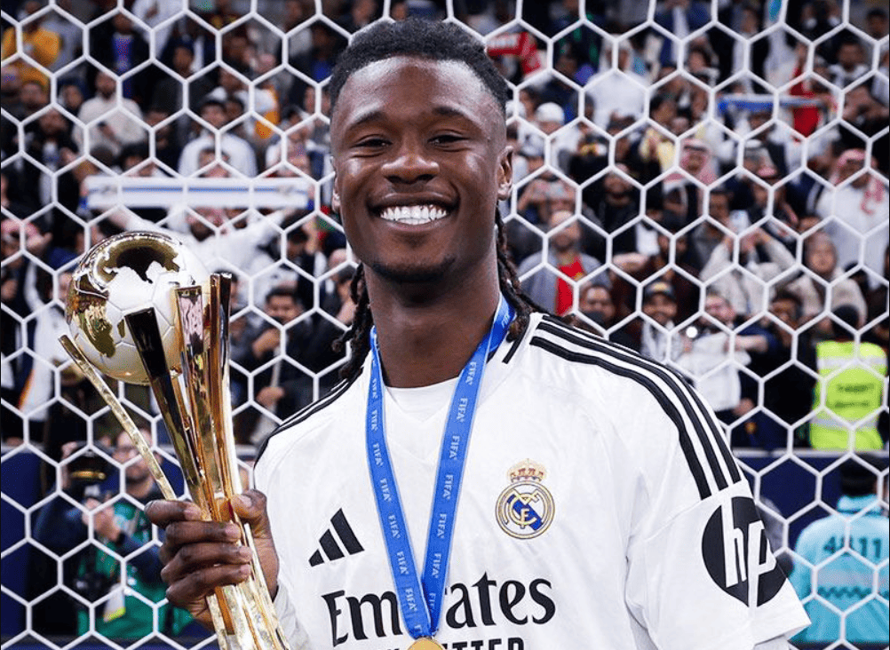 Эдуардо Камавинга