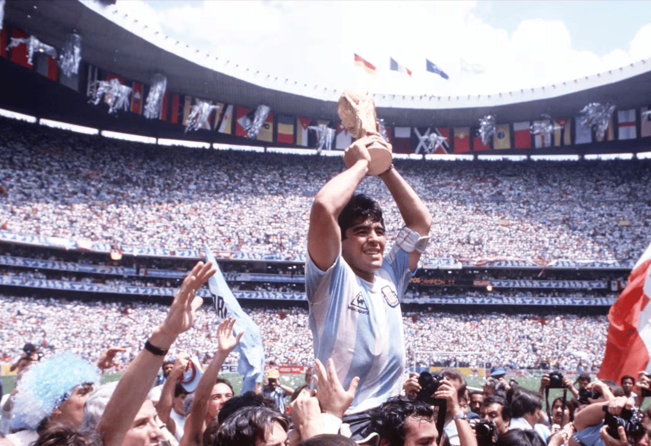 Диего Марадона