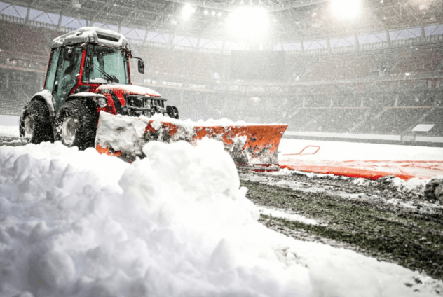 Непростые погодные условия в декабрьском матче чемпионата России