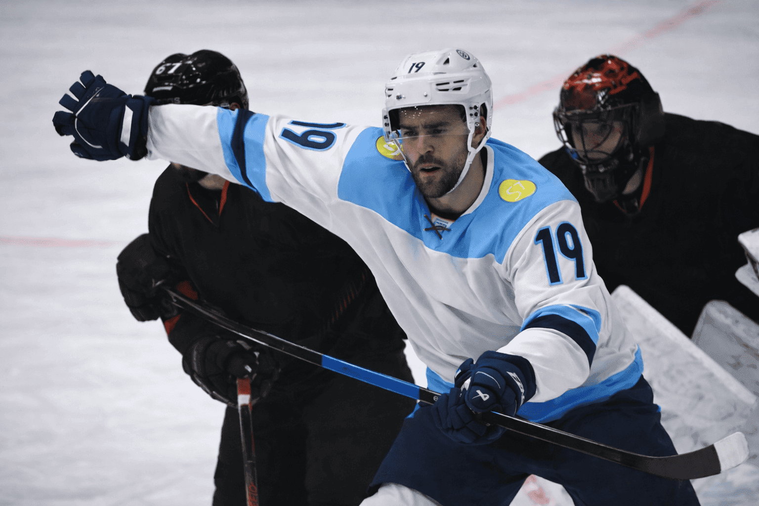 «Авангард» обыграл «Сибирь» в серии буллитов