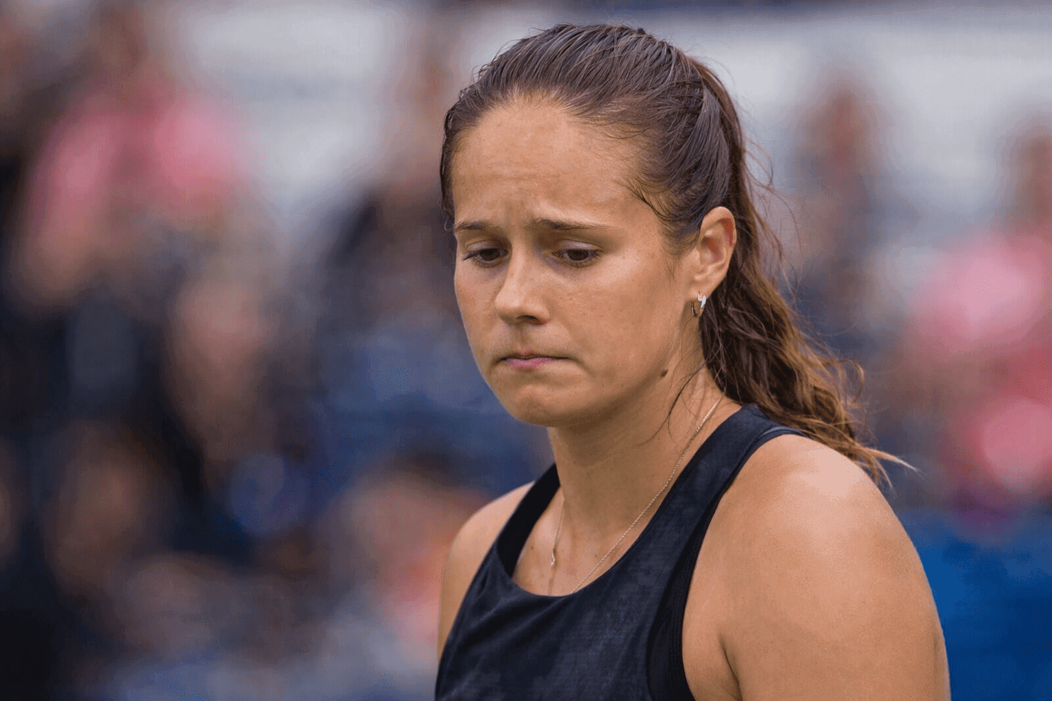 Касаткина уступила Швентек в третьем круге «тысячника» в Дохе