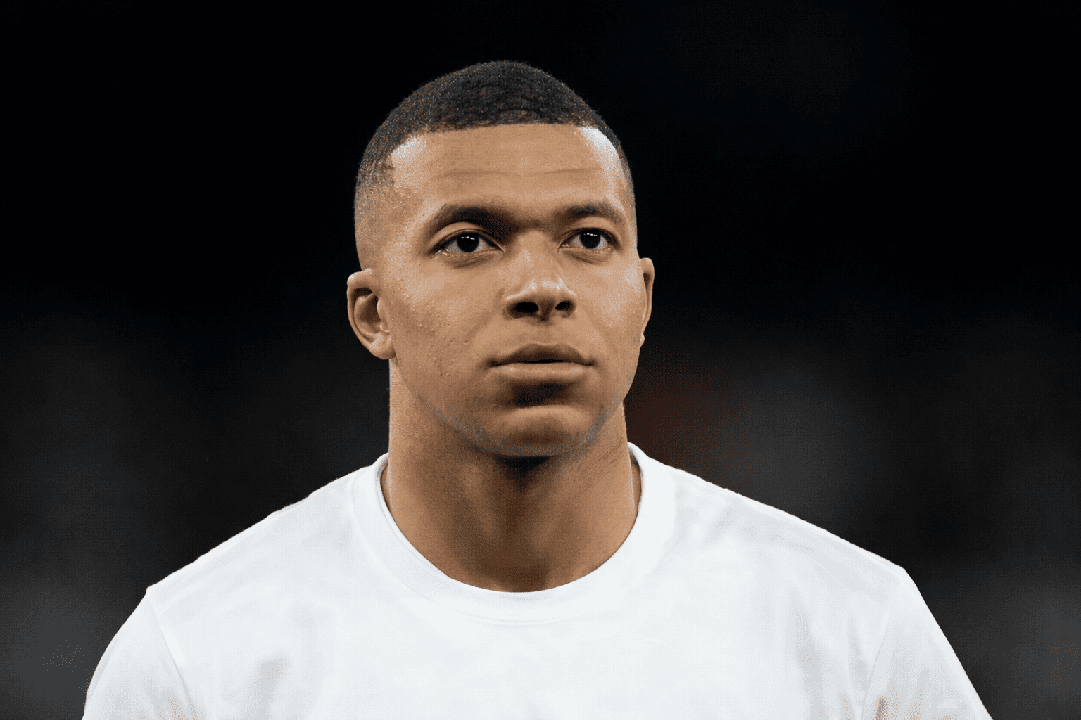 Мбаппе отказывается от операции на колене из-за желания сыграть на ЧМ-2026