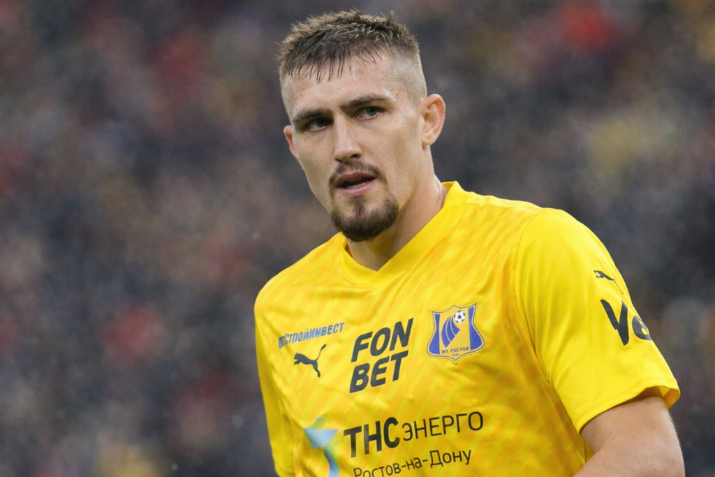 Агент Талаев: Уверен, что Голенков вернется в стартовый состав «Ростова»