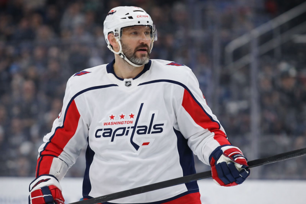 Билл Дэйли восхитился 999-м голом Овечкина в НХЛ