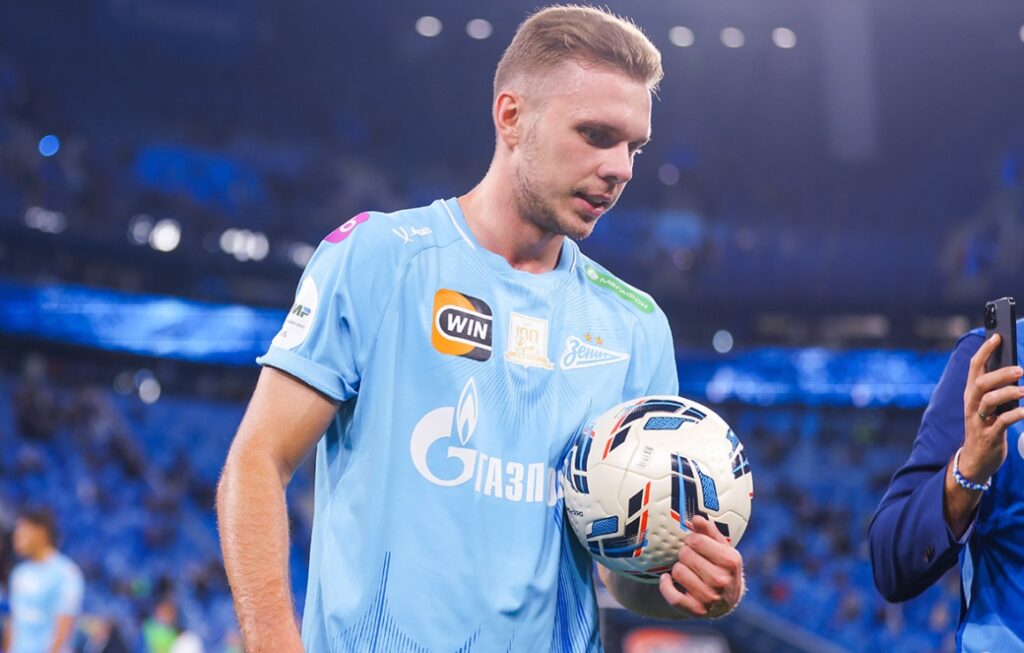 Максим Глушенков — лучший бомбардир Зенита с 10 голами в сезоне. Источник: fc-zenit.ru