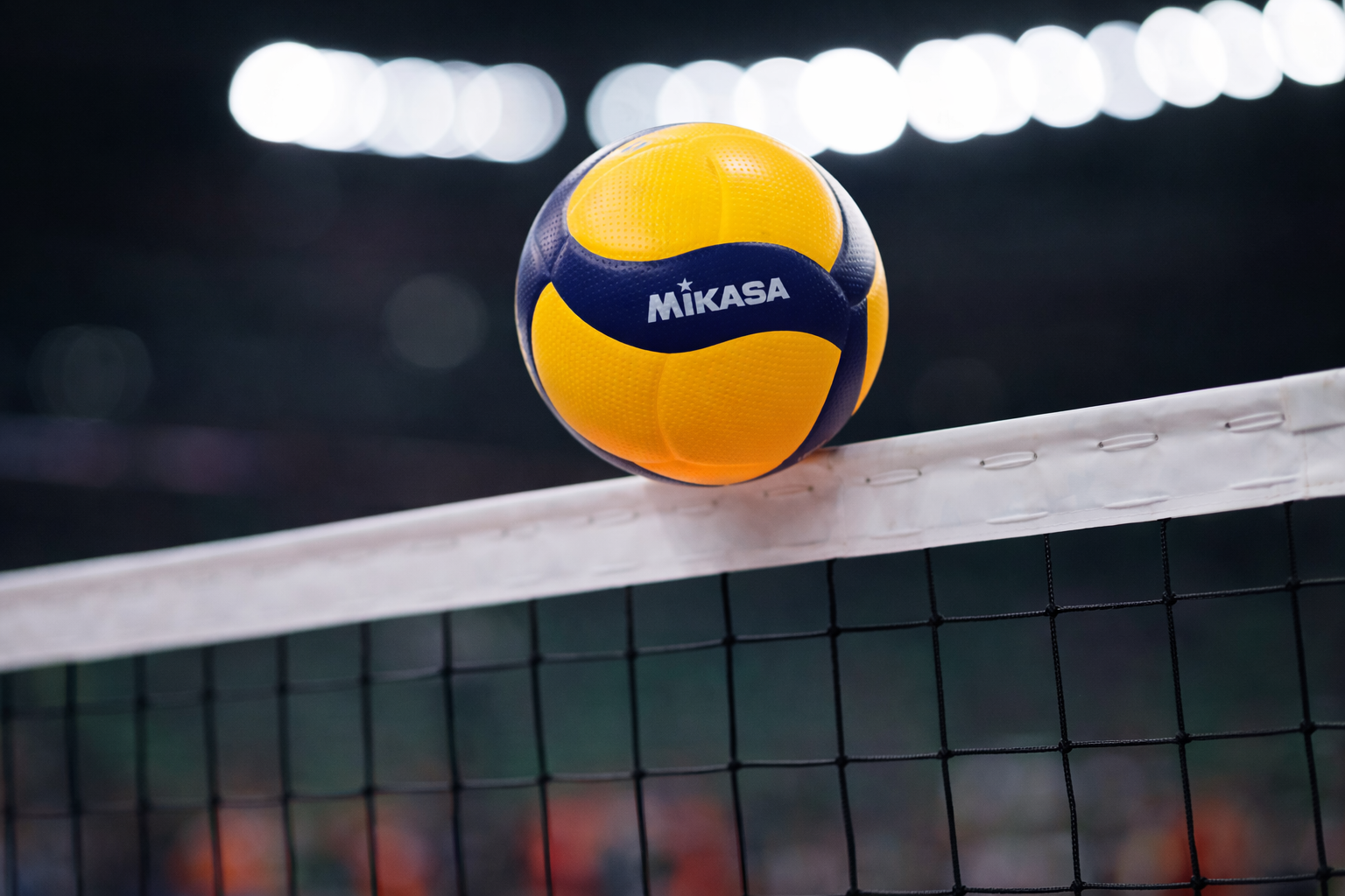 Молодёжные сборные России по волейболу вернутся на мировые турниры с флагом и гимном