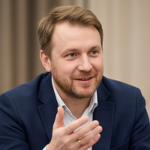 Роман Власов